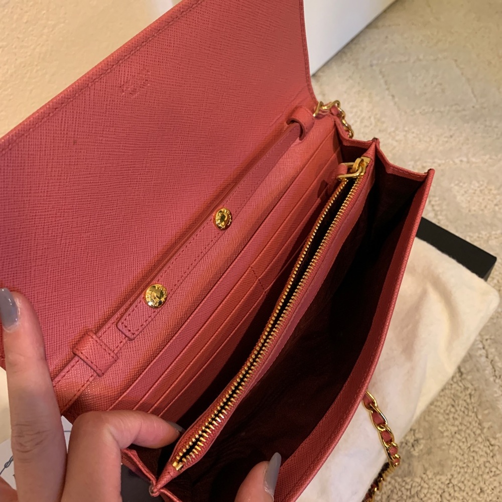 Prada WOC saffiano leather - Picture 6 of 6